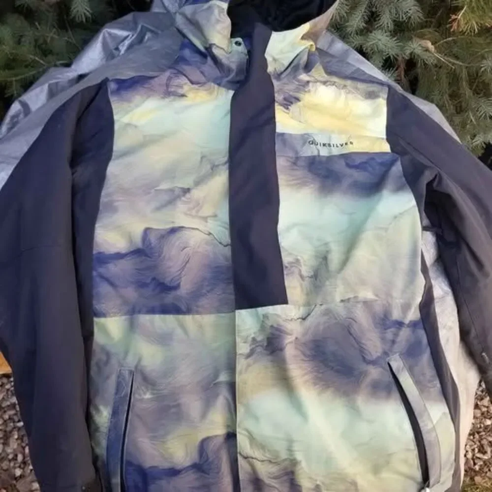 Quicksilver Ambition teen ski and snowboard jacket parka